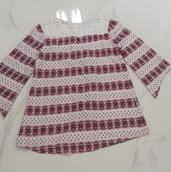 Red Pink Pattern Crochet Blouse - Picture 2 of 7